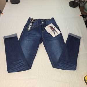 NWT VIP Sculpting Stretch Jeans in Deep Blue Size 1. TTCP